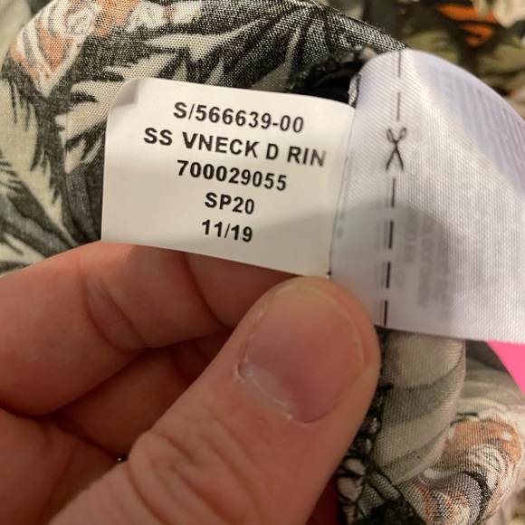 🌾SALE🌾Banana Republic tiger pattern wrap dress - Picture 9 of 10